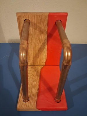Coffee stand with resin, oak wood and copper handmade