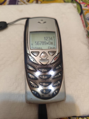 Nokia 8310 used, fully functional without charger