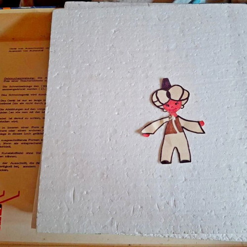 Norelko Retro Children's Styrofoam Cutting and Coloring Kit like new