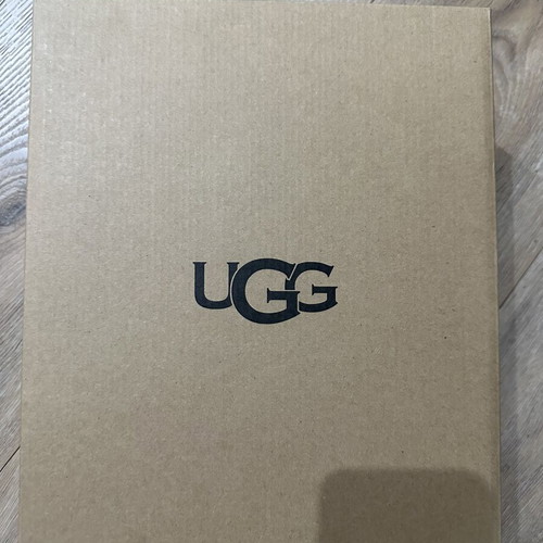 Ugg leather platform sandals size 39, pink
