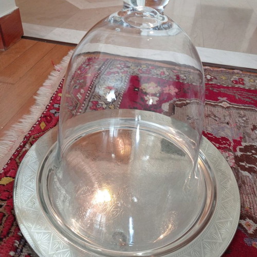 Glass bell with tray for sweets and decoration