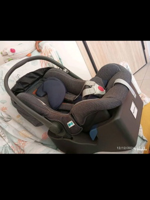 Huggy Multifix Universal Inglesina βάση σαν καινούργιο
