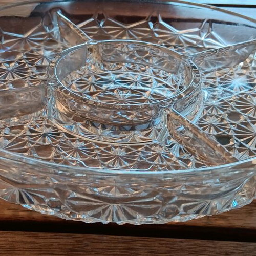 Large crystal nut bowl like new
