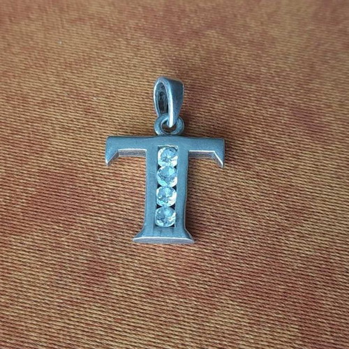 Silver 925 letter pendant (T) used with stones