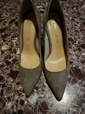 Stefania winter suede pumps used, size 37, khaki