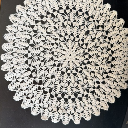Round Doily 27 cm very thin crochet new