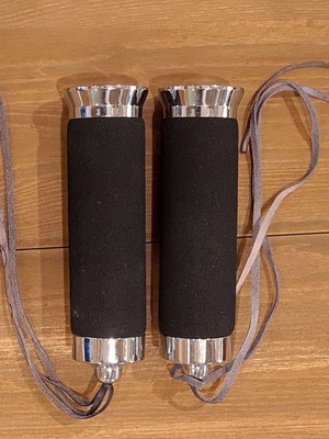 Grip for chopper-type motorcycle new from the 1990s