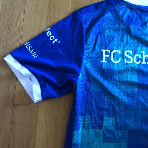 Umbro FC Schalke 04 football jersey used size Large