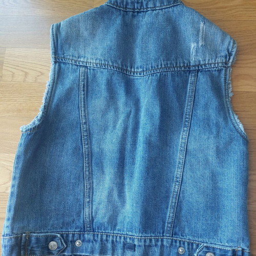Pull & Bear sleeveless jean jacket like new, blue