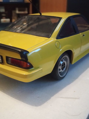Opel Manta GT/E συλλεκτική μινιατούρα μεταχειρισμένη κλίμακας 1/18