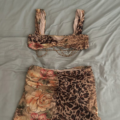 Summer set used with floral and leopard print