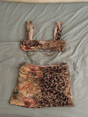 Summer set used with floral and leopard print