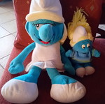 Smurfs plush toys like new, large and small