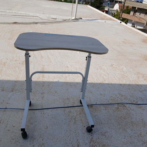 Small desk with tablet holder and adjustable height, metal, like new
