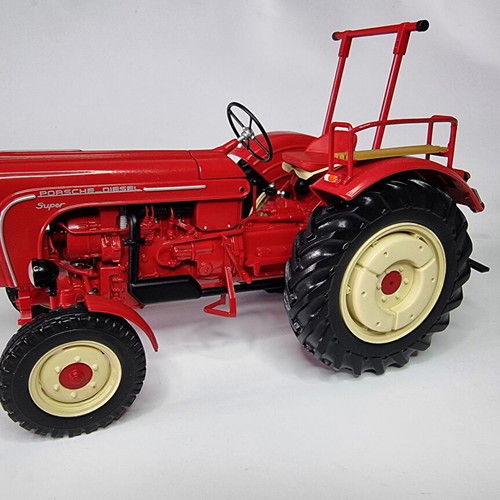 Minichamps Porsche Super Traktor metal model 1:18 new