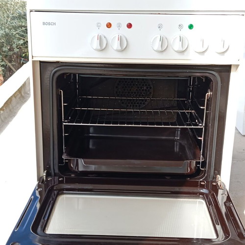 Bosch kitchen stove used, fully functional