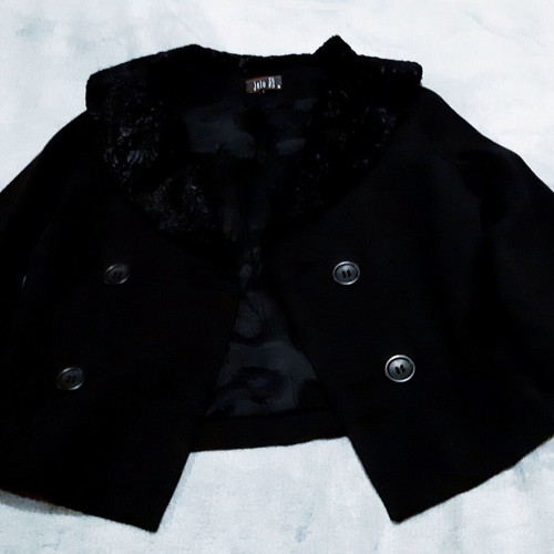 Jelo jacket large black short with fur collar new
