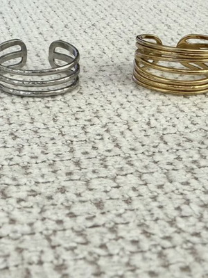 Steel rings like new, gold and silver colors