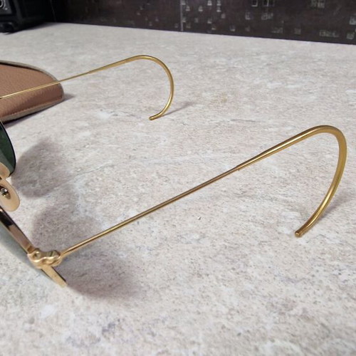 Ray Ban RB3 Tru-Green UV Shooting Aviator sunglasses like new