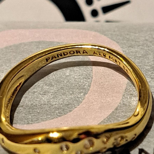 Pandora Essence ring size 8/56 new, gold plated with white zirconia