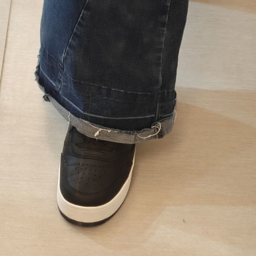 Tommy Hilfiger casual sneakers, black and white, size 41