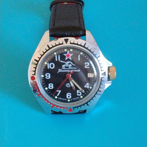 Boctok Komandirskie wristwatch like new, silver