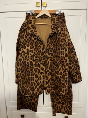 Lumina Leopard Set like new, brown, oversized fit