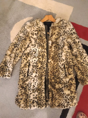 Zara Leopard Fur L Like New
