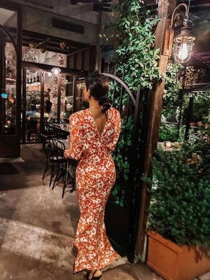 Night Fever dress orange/silver like new, size M