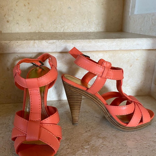 H&M sandals like new, leather with wooden sole, size 39, orange
