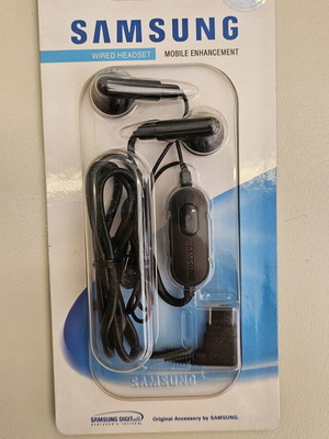 Samsung Wired Headset Retro sealed, new