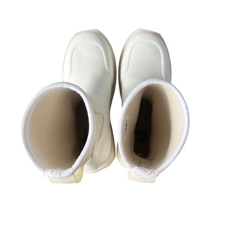 Off White logo rain boots used, size 39, white