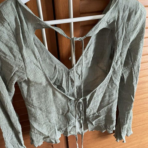Sage Green Crinkle Crop Top with Open Back like new, size XS/S