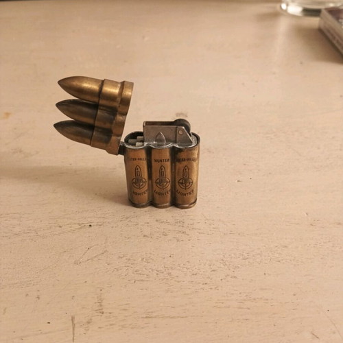 Hunter Bullet Lighter used, triple bullet design, collectible