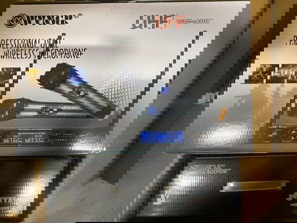 Επαγγελματική Συσκευή Karaoke UHF Με Δύο Ασύρματα Μικρόφωνα – WVNG WG-4000