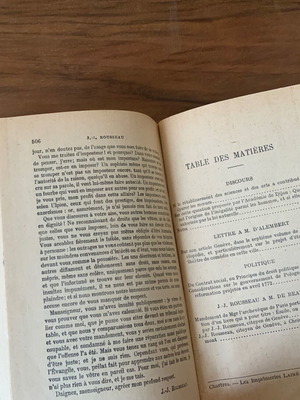 Contrat Social Russeau hardcover book used in French