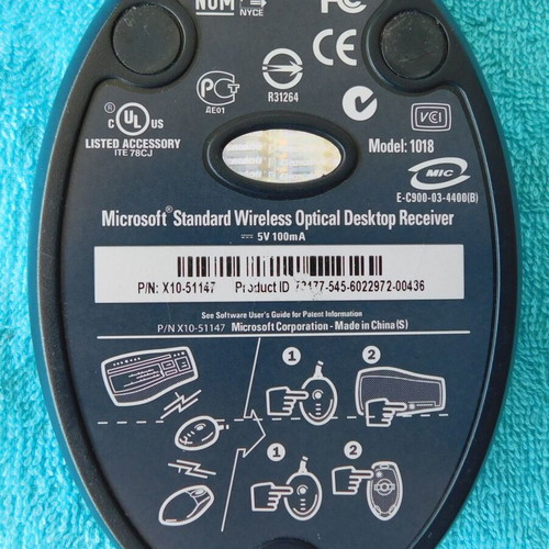 Microsoft Standard Wireless Optical Desktop Model 1018 & 1025 like new