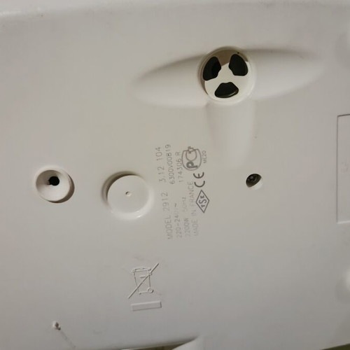 Tefal boiler steam iron used, needs maintenance