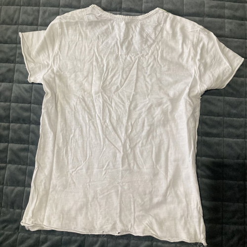 H&M children's t-shirt used, black and white, ages 8-9