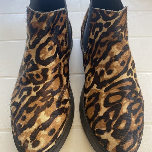 Katerina Douka women's ankle boots like new, animal print, size 37