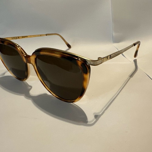 Vogue Women's Vintage Sunglasses Tortoise Brown Made in Italy New