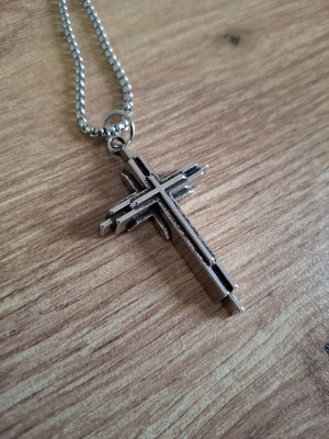 Cross necklace stainless steel new