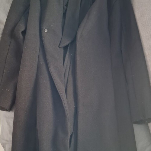 Shein black coat size XS new
