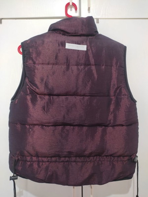 DKNY women's sleeveless jacket used, dark burgundy metallic
