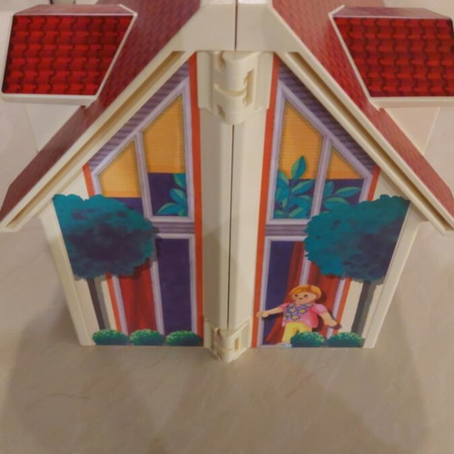 Playmobil Dollhouse modern dollhouse suitcase like new for ages 4-10