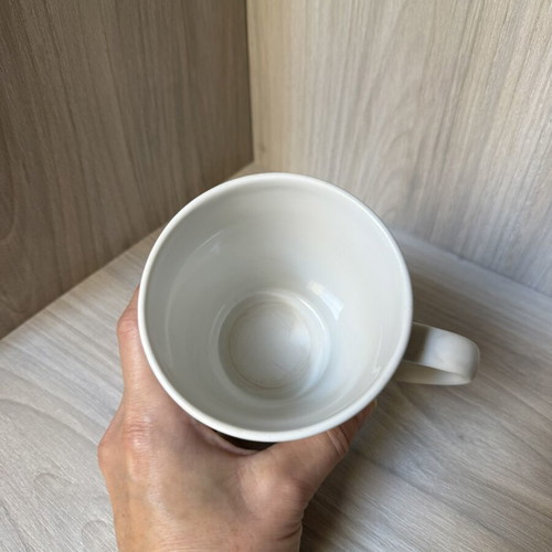 Mug slightly used