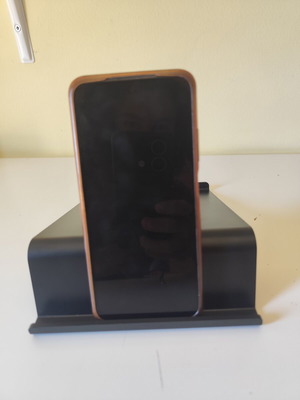 Mobile and tablet stand used, desktop