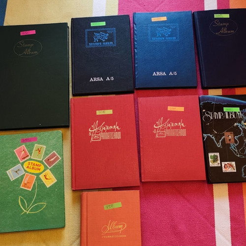 Stamp collection mint condition, 9 albums, 3,000+ worldwide stamps