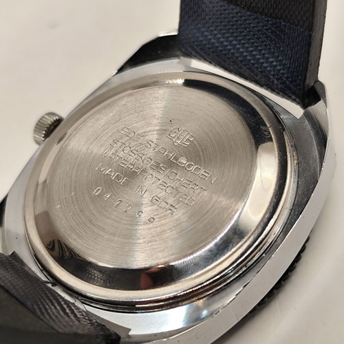Tempic vintage men's wristwatch, new old stock