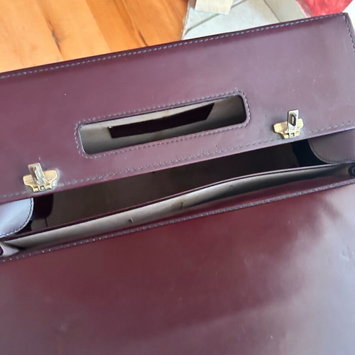 Vintage leather briefcase Infomecanica used, burgundy color